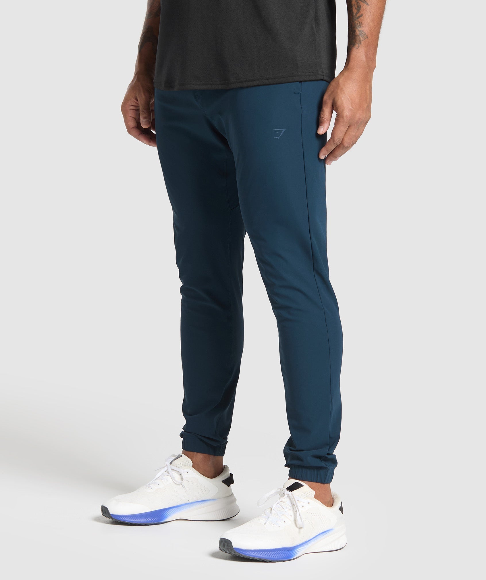 Studio Joggers Slim Fit