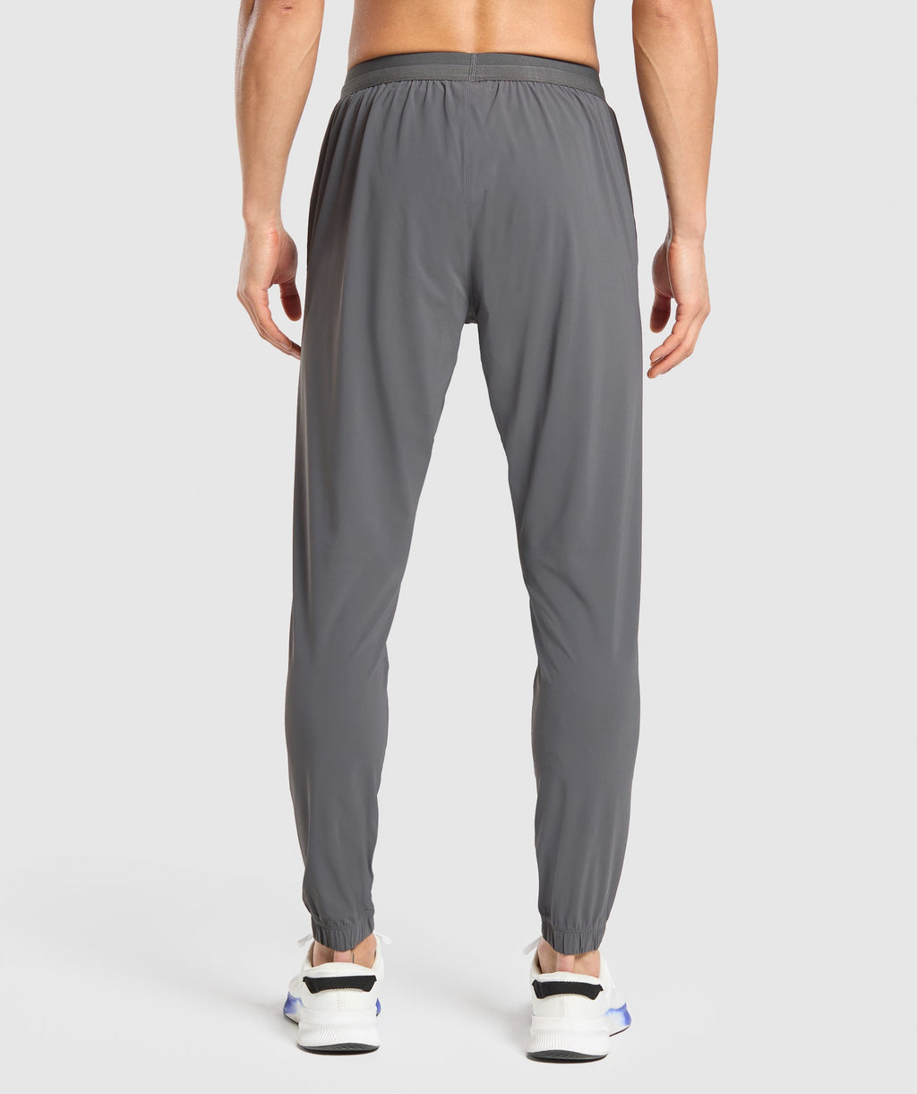 Studio Joggers Slim Fit